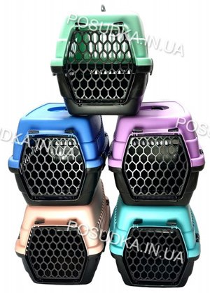 Пластикові перенесення для котів